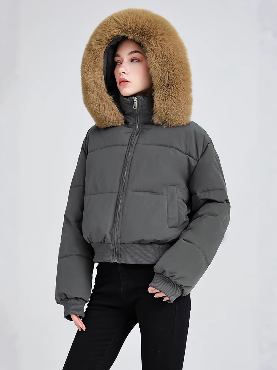 Fashionable new winter down cotton coat for women, short, loose, Korean style, thickened, warm coat for petite women.