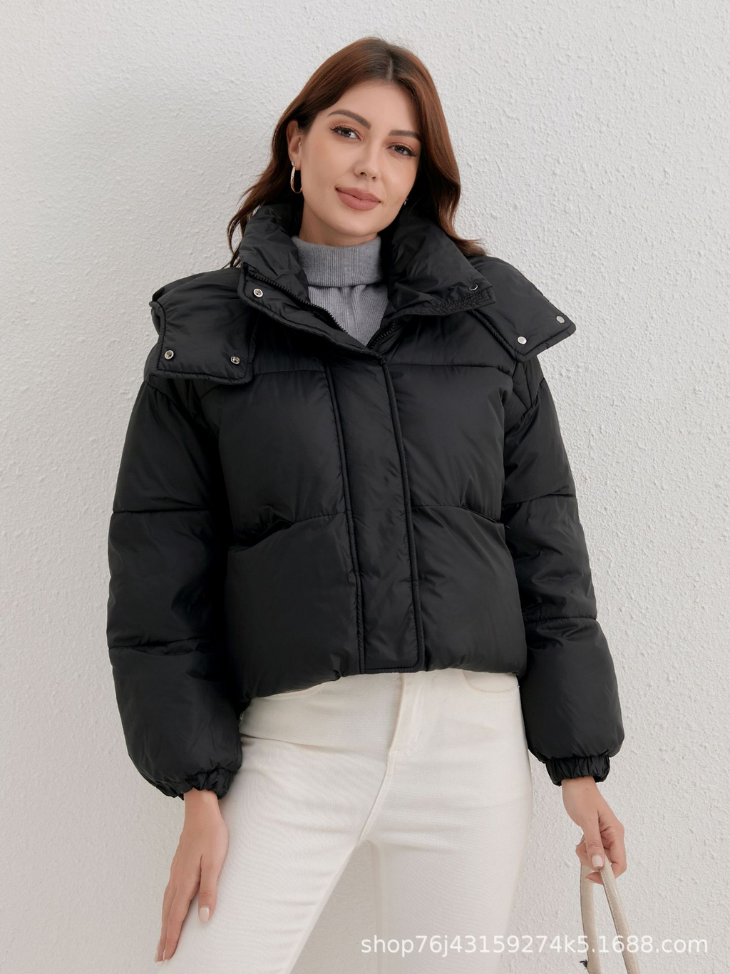 New women's down jacket, winter 2025 new style, short down jacket, hooded puffer jacket.
