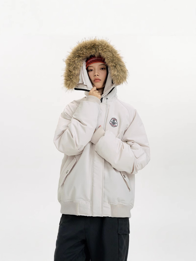 Winter American-style casual design loose-fitting thick down cotton coat with fur collar for women, versatile and warm.
