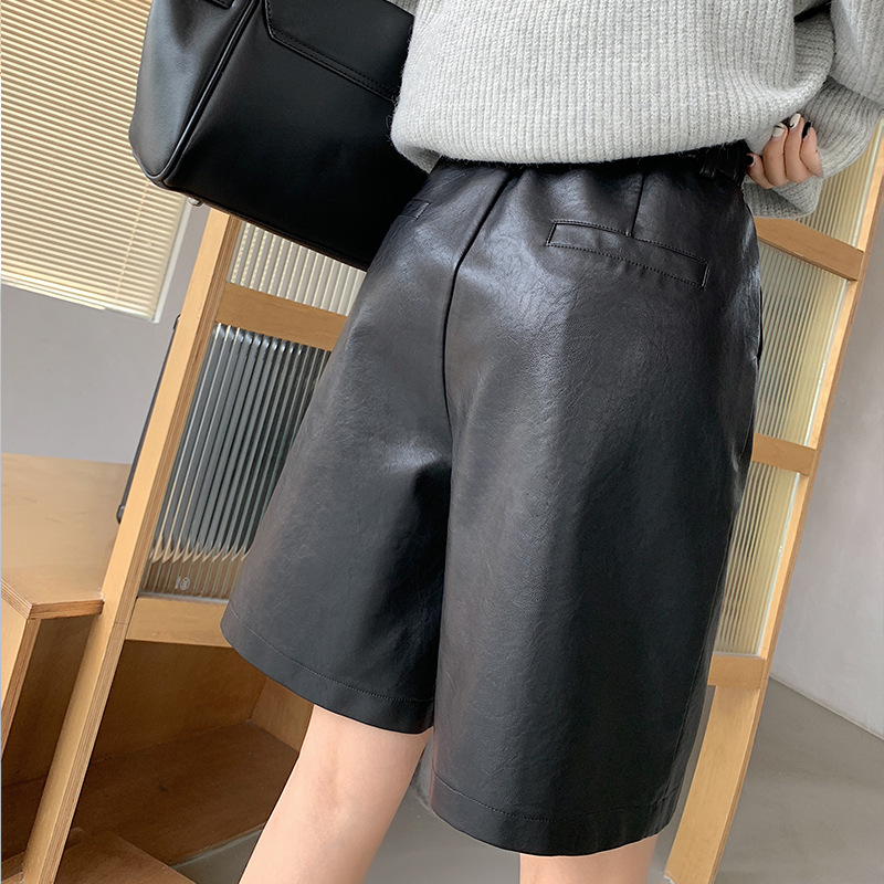 Women's Autumn/Winter PU Washed Leather Shorts, High-Waisted Wide-Leg Five-Point Pants, Loose and Slimming Bootcut Pants, Straight Leg Mid-Length Pants