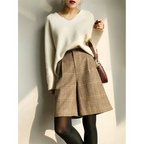 High-end wool plaid suit pants, brown casual pants, new autumn/winter style for women, 2025, retro and versatile five-point shorts