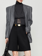 Women's wool shorts, new winter style, black casual pants, bootcut pants, suitable for wearing outside.