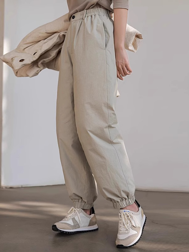 High-end down pants for women – a new, thicker version of the winter down leggings for ladies.