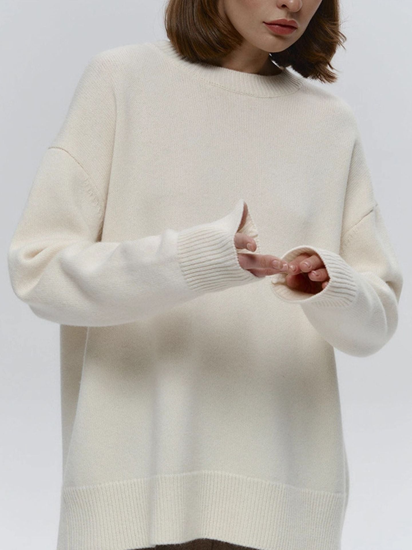 Women's Round Neck Sweater, European and American Style, Autumn/Winter 2025 New Loose Pullover Sweater, Simple Solid Color Sweater for Women