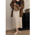 Soft and cozy wool skirt, women's wool midi skirt, autumn and winter thick knitted skirt, high-end straight pencil skirt.