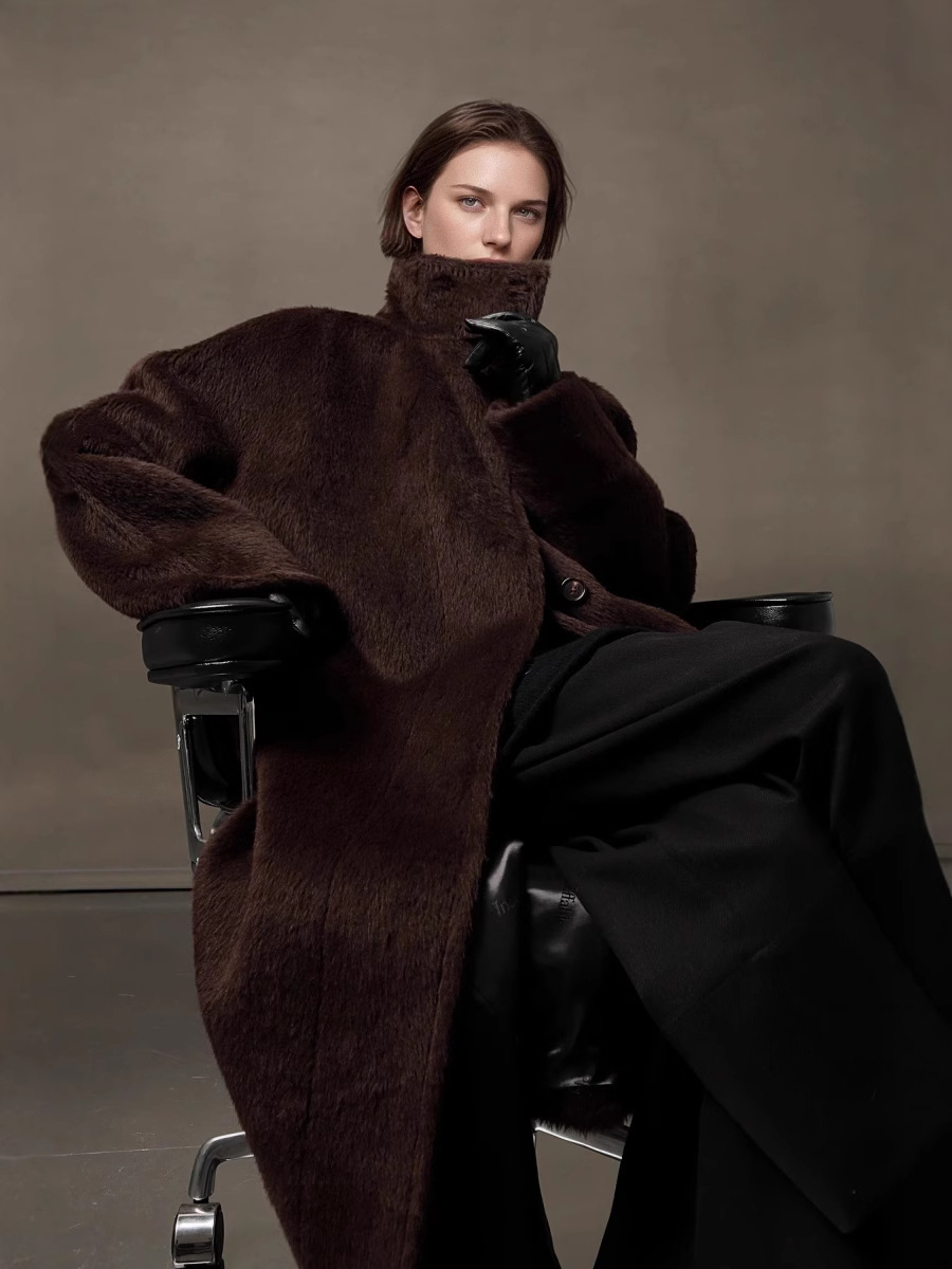 Korean style alpaca wool coat for women, long, warm, double-sided wool and fur coat, new winter style.