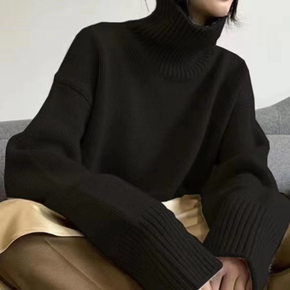 Korean style women's high-neck pullover sweater, new autumn and winter style, loose and lazy soft knit top.