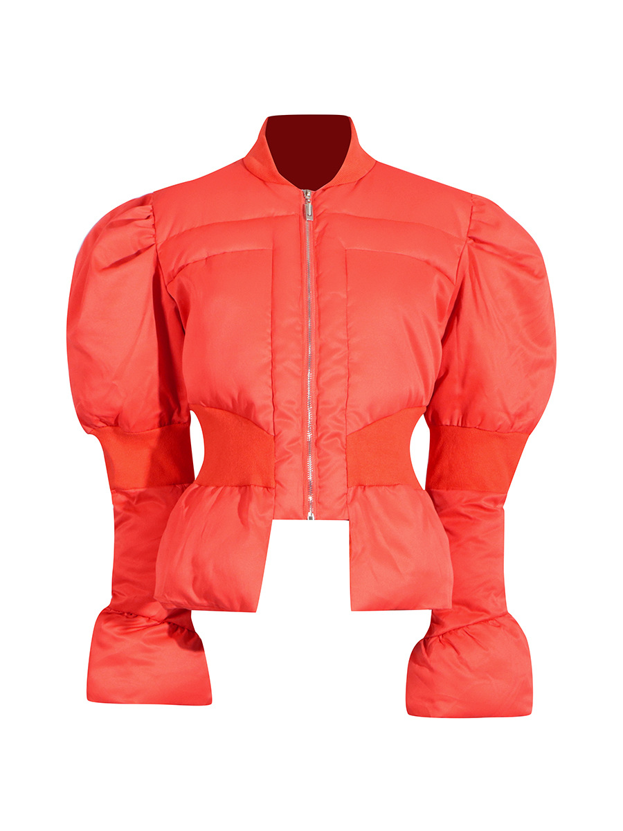 A versatile, slimming women’s jacket with a stand-up collar and long sleeves – a casual, thickened coat perfect for women.