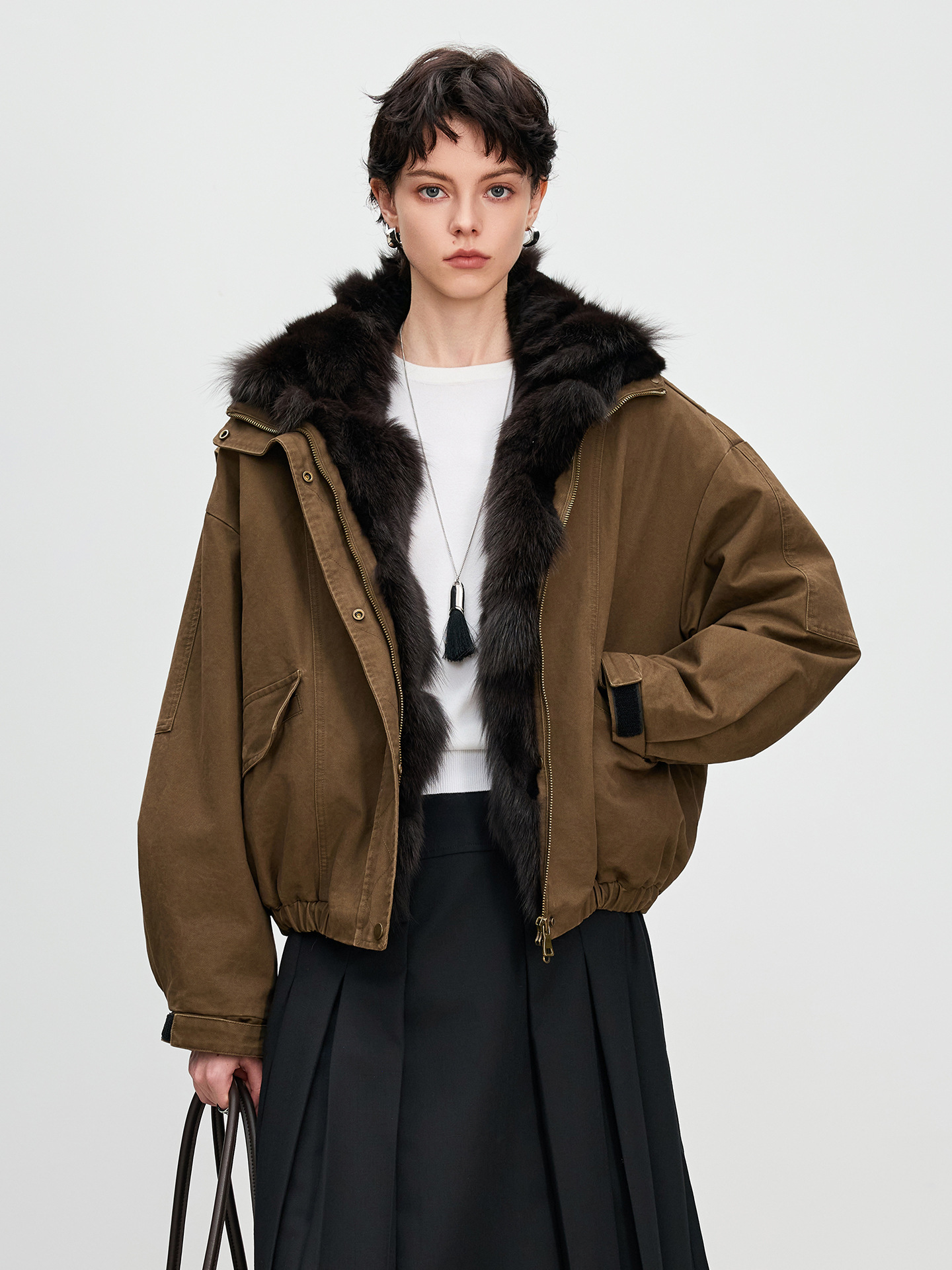 New imported fur coat with fox fur lining, designed for young people, available in denim jacket style.