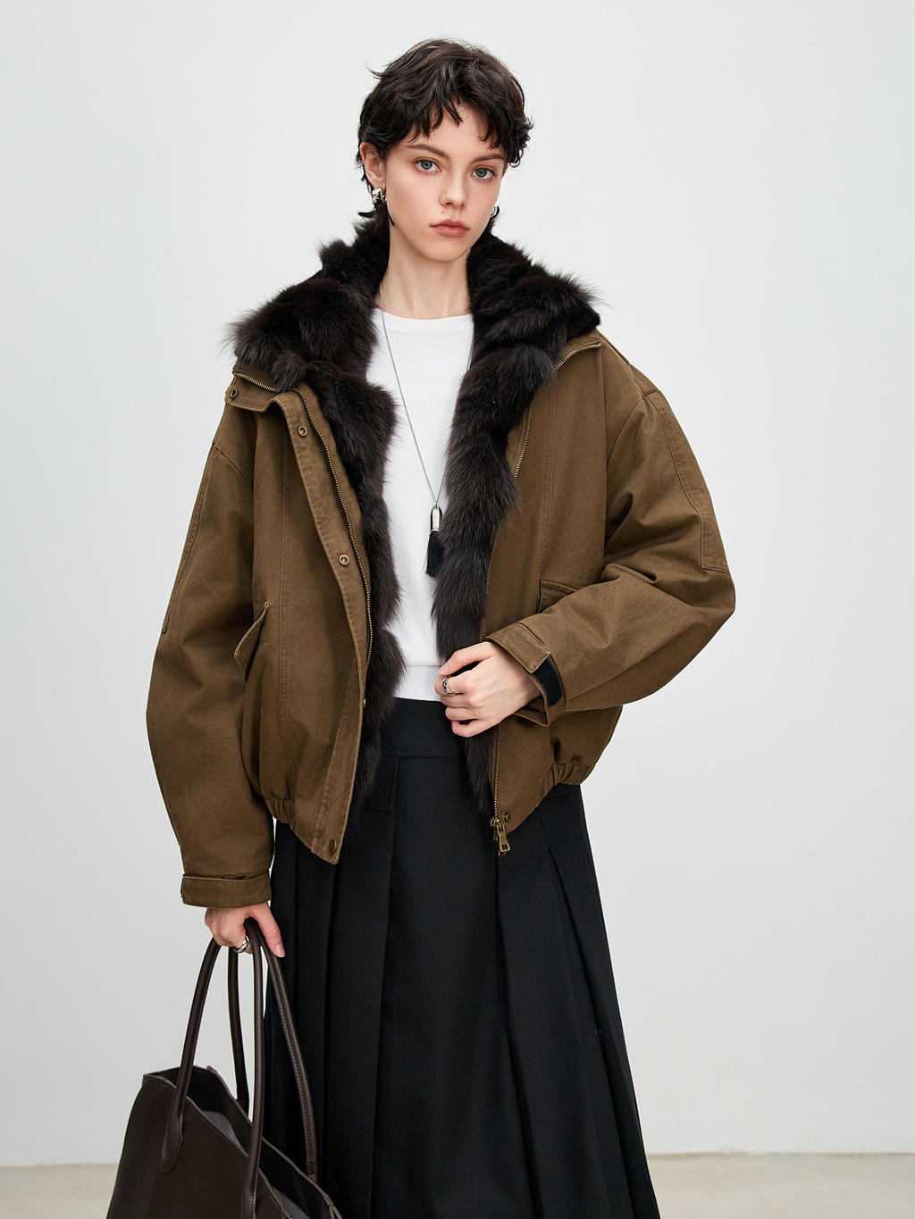 New imported fur coat with fox fur lining, designed for young people, available in denim jacket style.