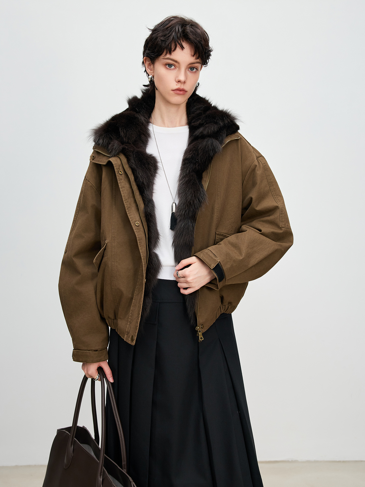 New imported fur coat with fox fur lining, designed for young people, available in denim jacket style.