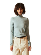 A warm, padded, and thickened long-sleeved base layer perfect for autumn and winter.
