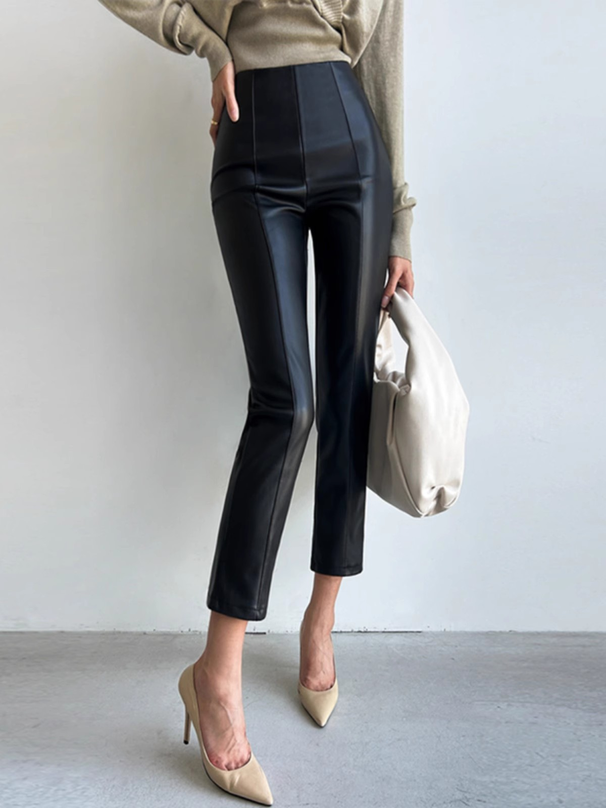 Women's 2025 Autumn/Winter New Style High-Waisted Cropped Skinny Leather Pants, High-Quality PU Leather Straight Leg Base Pants
