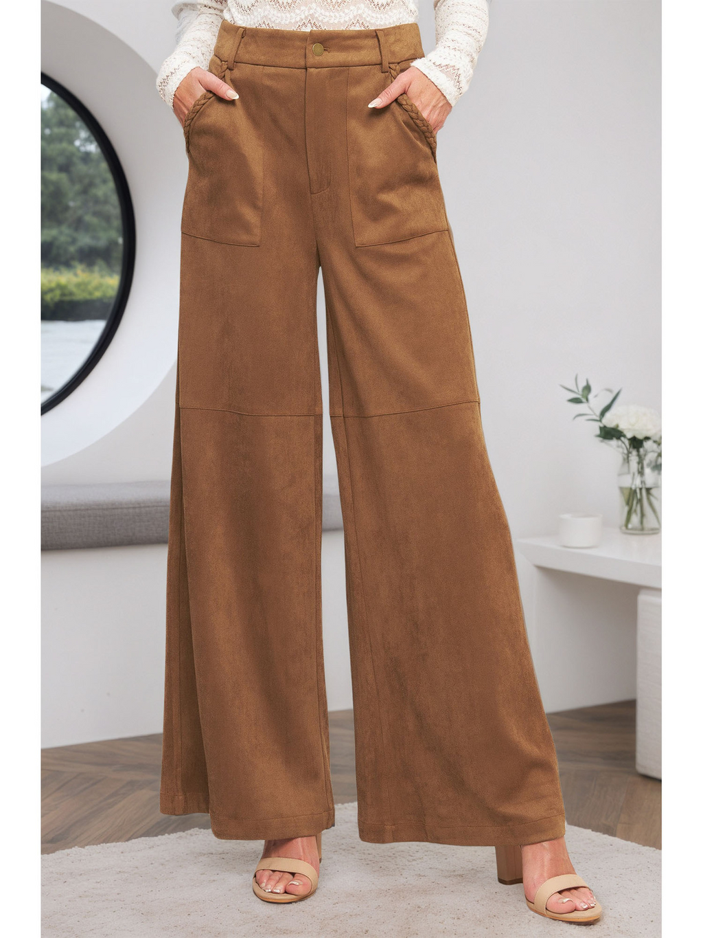 New autumn/winter style women’s leather trousers with a high waist, two pockets, and a casual, straight-leg design.