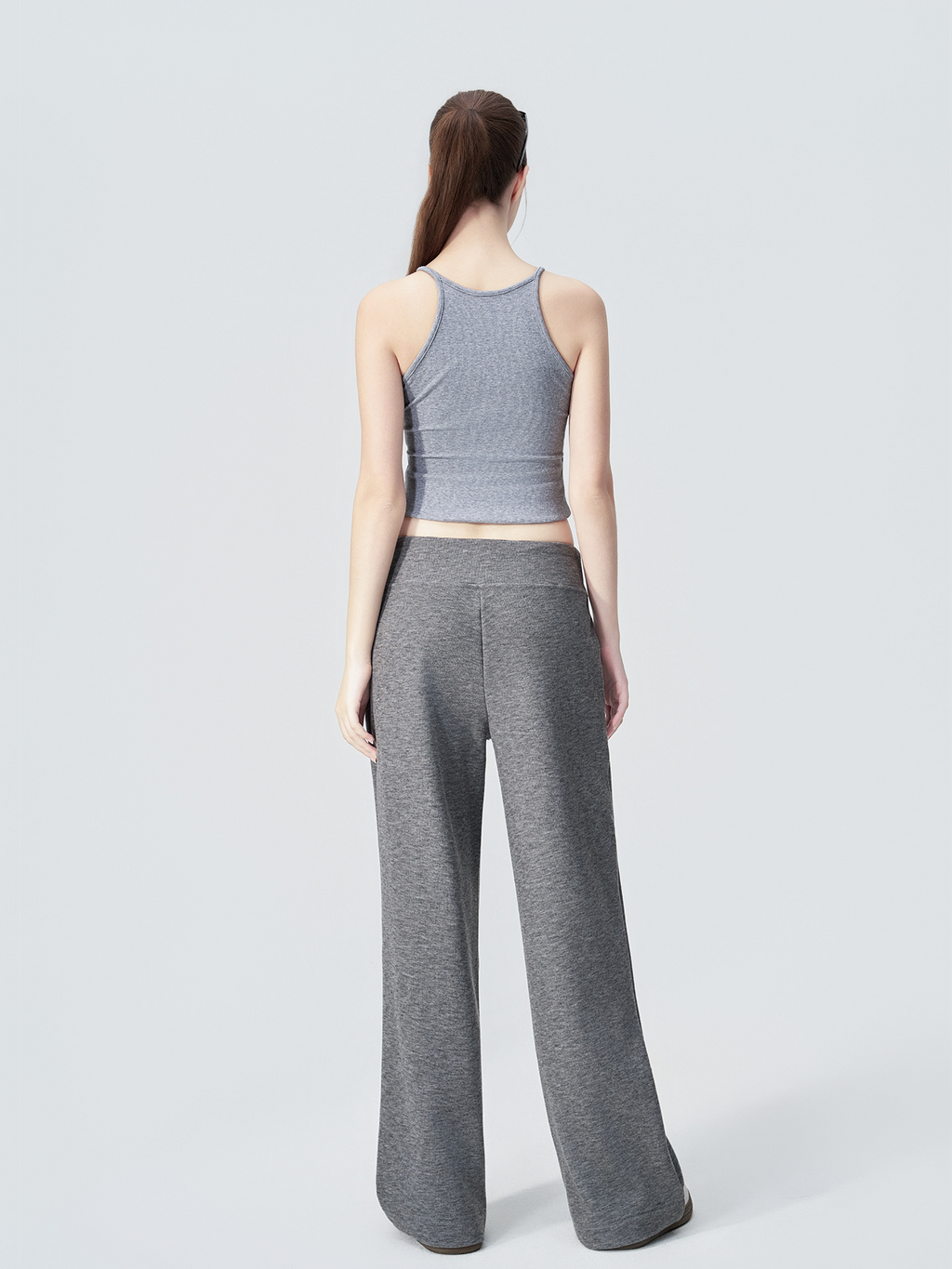 Knitted four-color casual pants; women’s high-waisted, hip-enhancing trousers with a flattering, straight-leg design and wide legs.