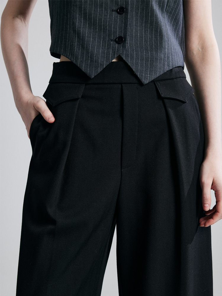New casual trousers for women in autumn and winter – slimming design, woolen fabric, suitable for wearing with suits or as ankle-length pants.
