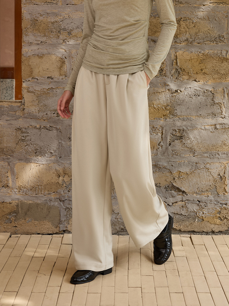 New autumn/winter woolen straight-leg trousers for women – high-waisted, pleated, stylish, and warm.