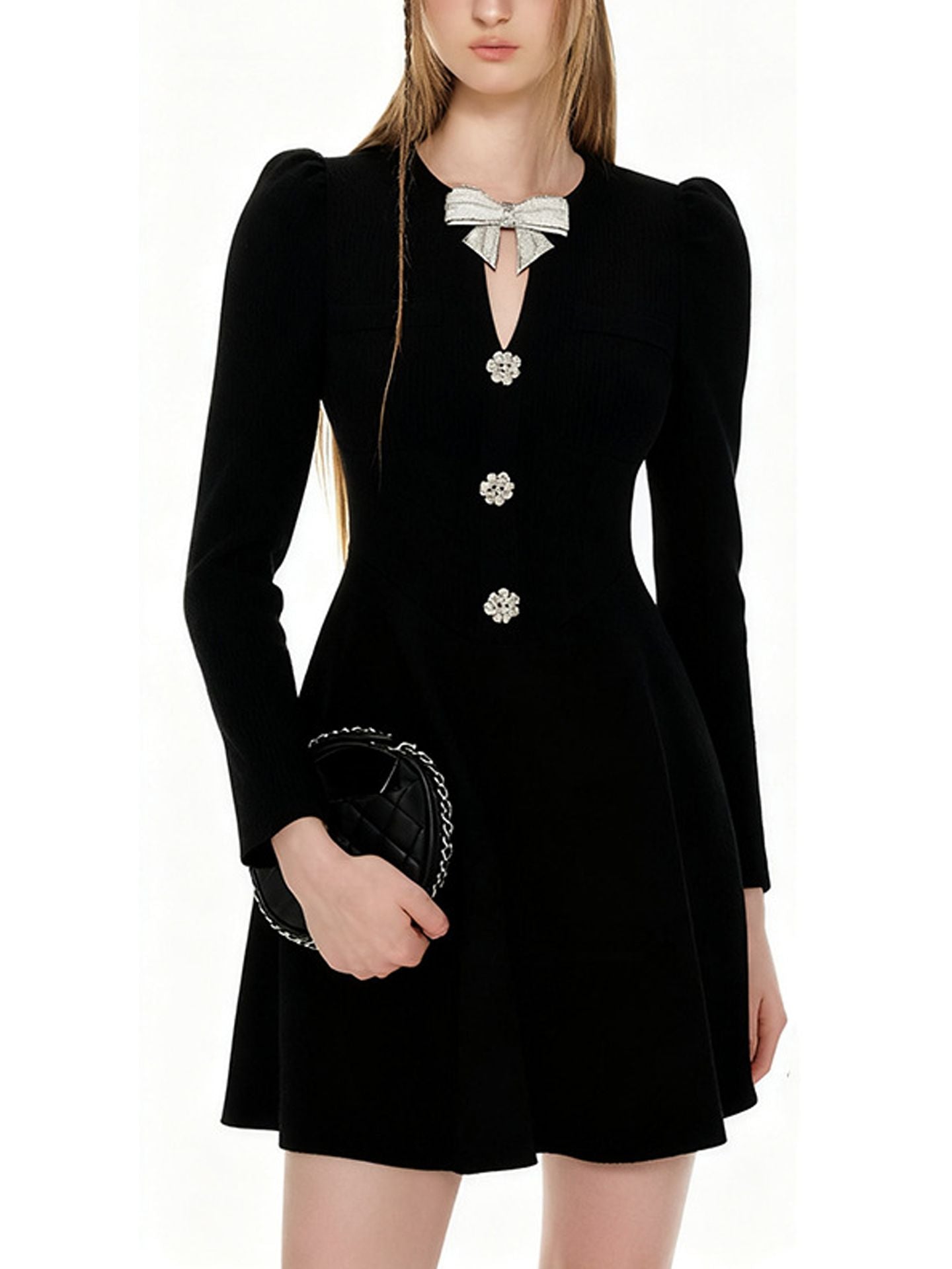Elegant long-sleeved dresses; new models of high-end short skirts for women.