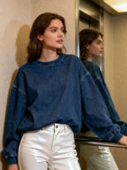 French-style long-sleeved, high-end, and luxurious women’s clothing. Casual, round-necked, cotton sweater with thick fabric; perfect for autumn and winter.